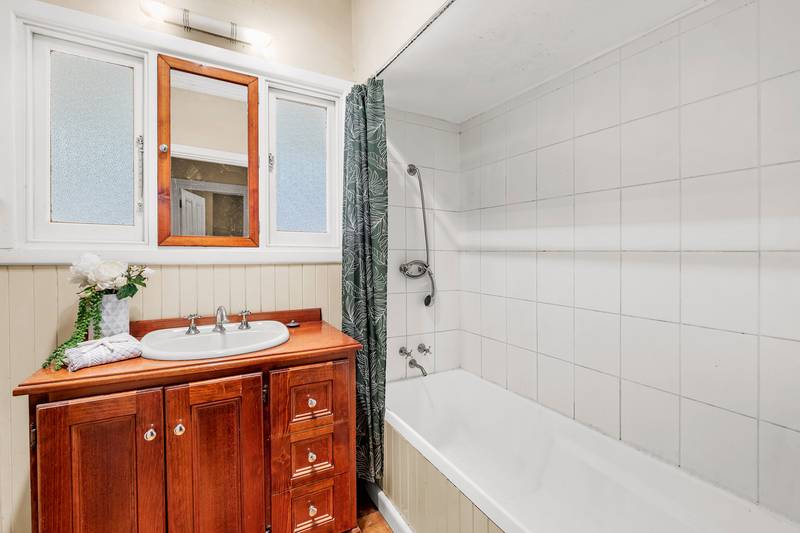 5 Haros Avenue, NUNAWADING, VIC 3131