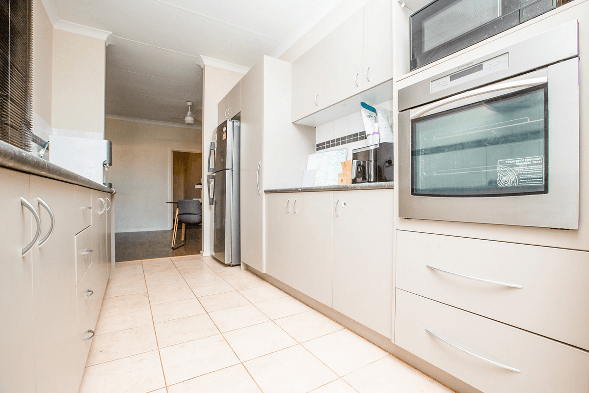 9 Draper Place, South Hedland, WA 6722