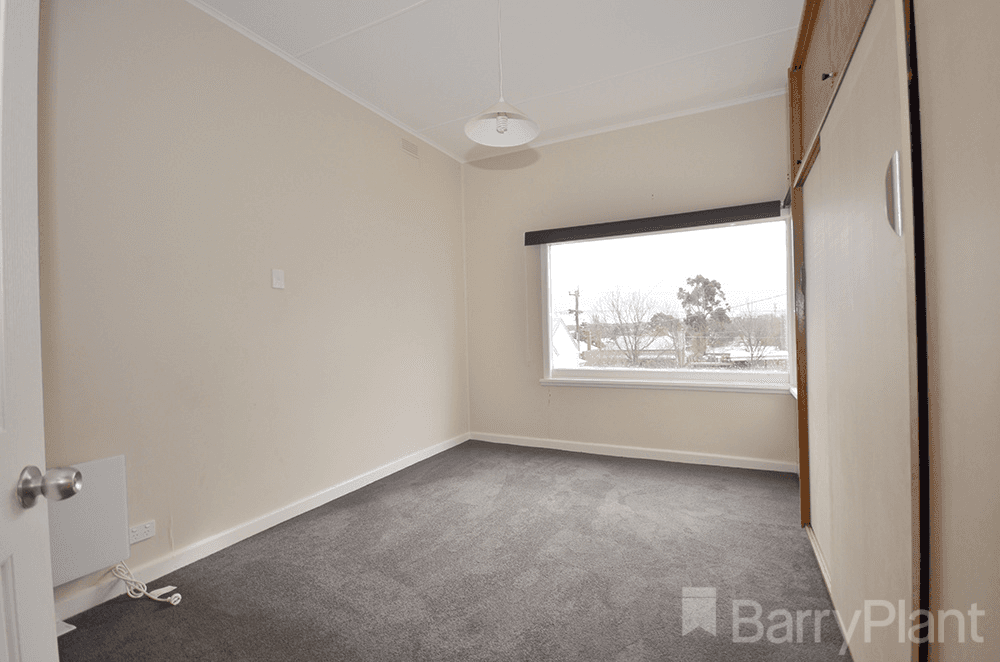 15 Peake Street, Golden Point, VIC 3350