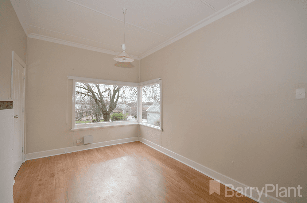 15 Peake Street, Golden Point, VIC 3350