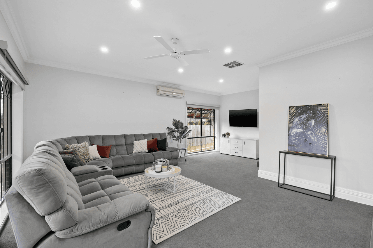 26 Filmer Court, ROWVILLE, VIC 3178