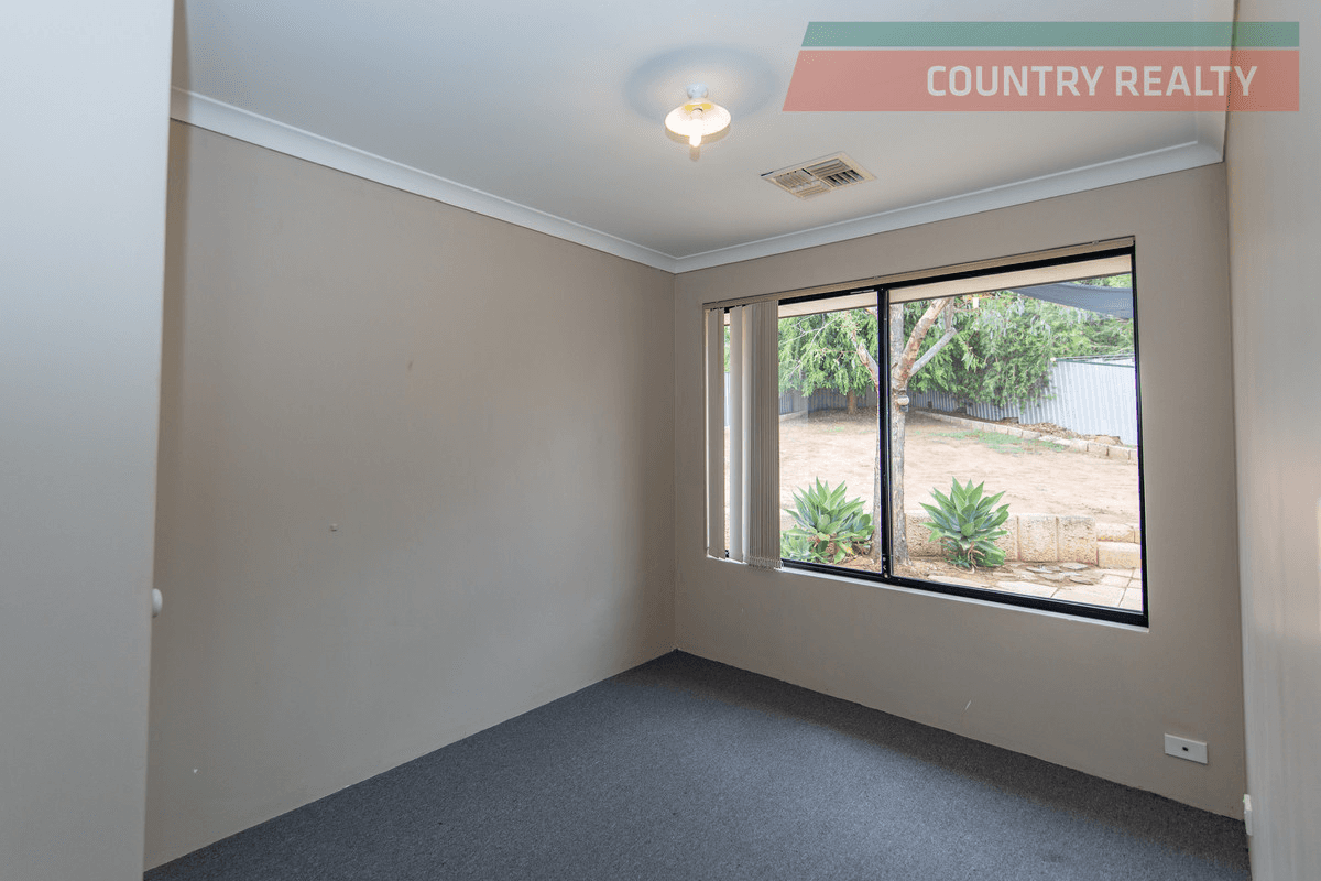 8 Freind Place, Northam, WA 6401