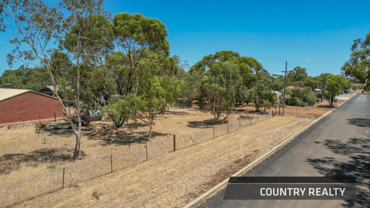 65 Muluckine Road, Northam, WA 6401