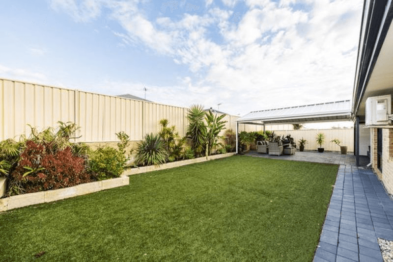 17 Woorabinda Rise, LAKELANDS, WA 6180