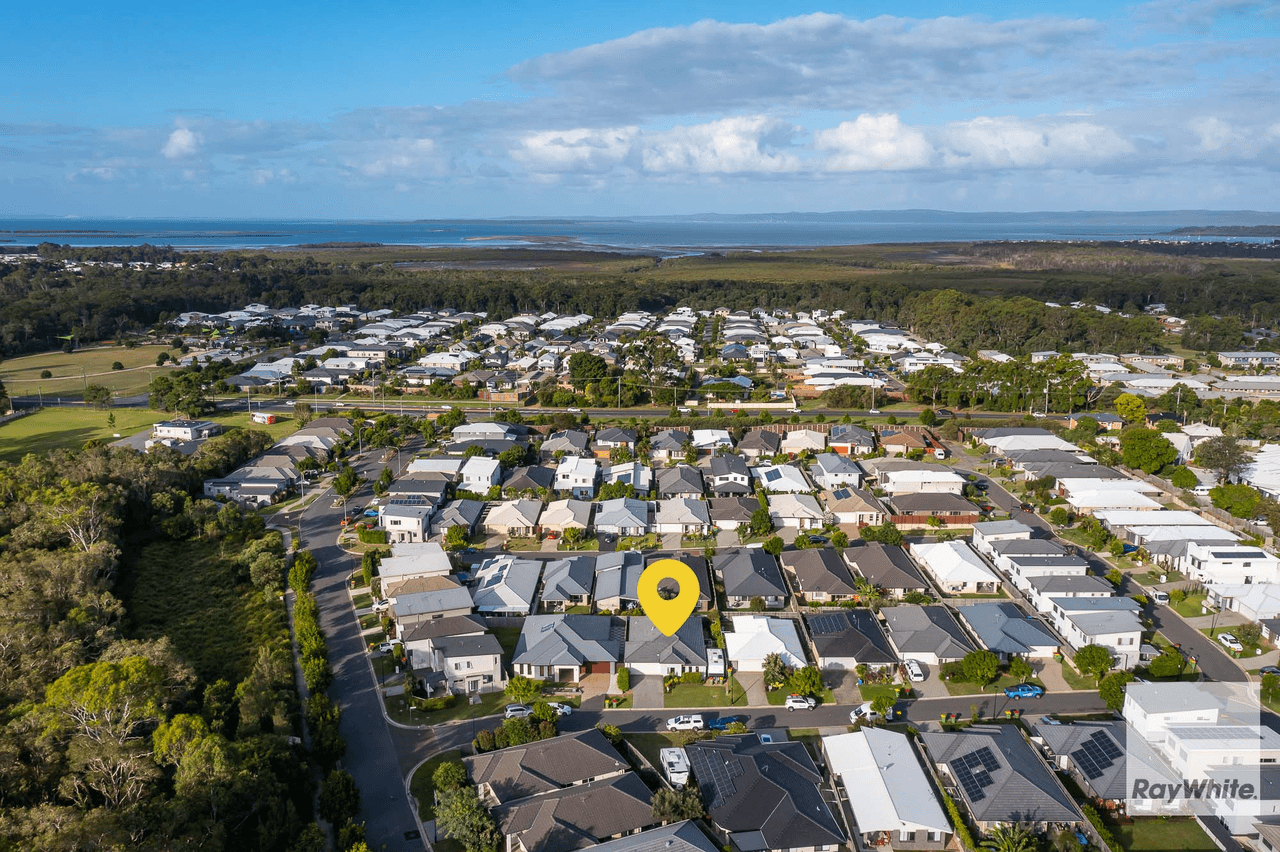 6 Kiama Circuit, THORNLANDS, QLD 4164