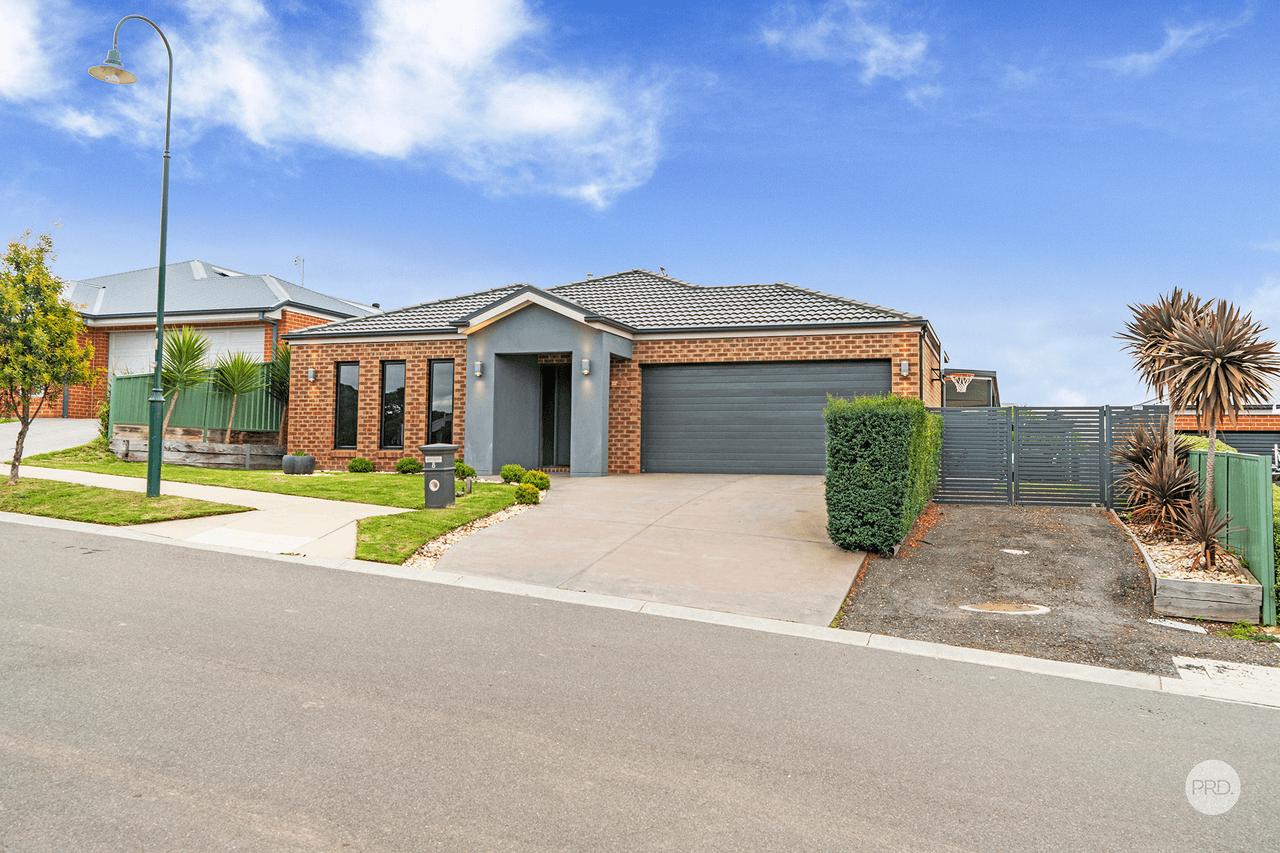 8 Jasmine Rise, KANGAROO FLAT, VIC 3555