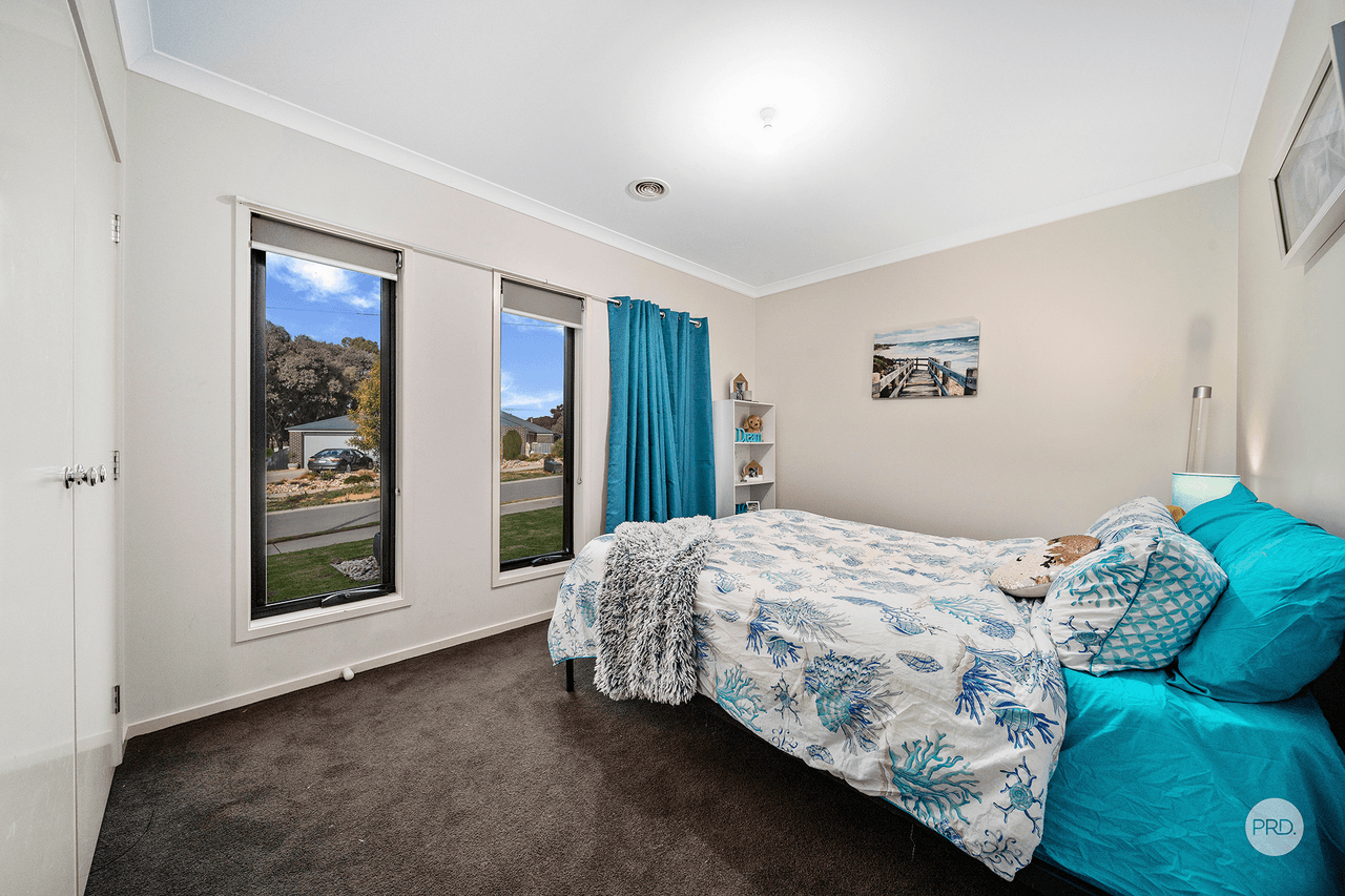 8 Jasmine Rise, KANGAROO FLAT, VIC 3555