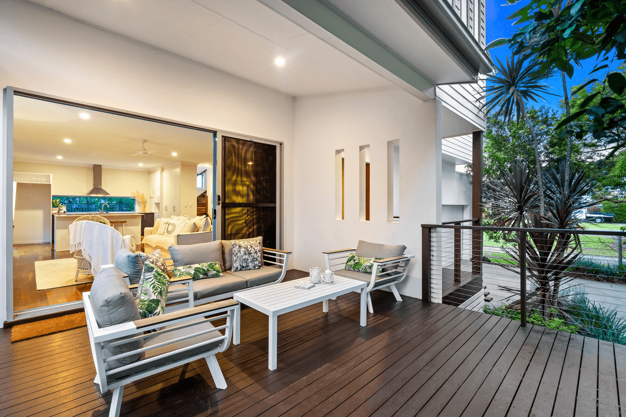 4 Narrane Street, TUGUN, QLD 4224