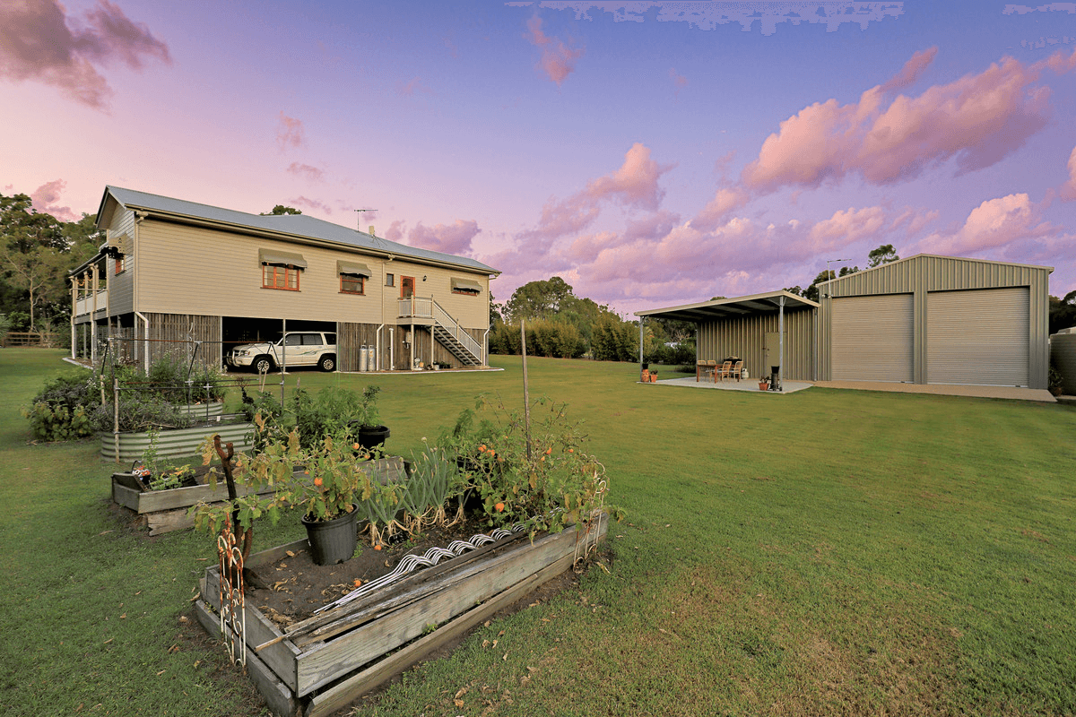 120 Davenport Drive, COONARR, QLD 4670