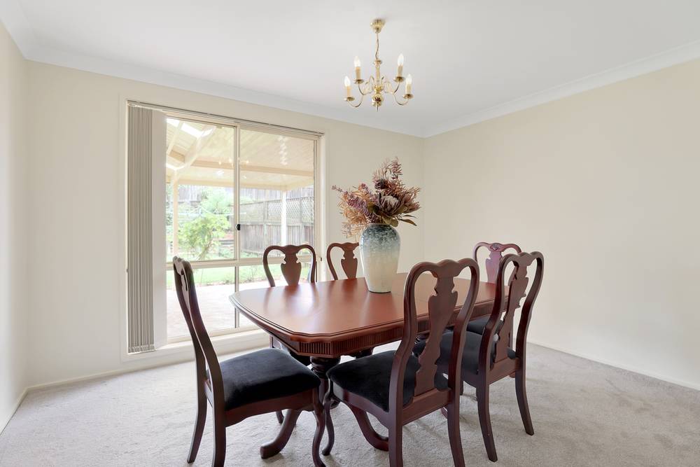 10 Marcus Clarke Crescent, GLENMORE PARK, NSW 2745