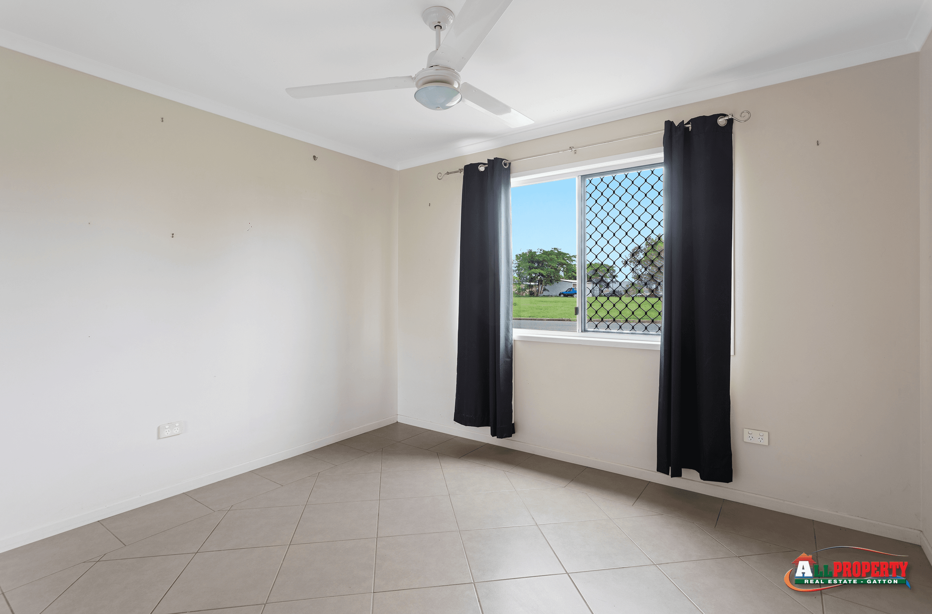 Room 1/35 Maitland Street, GATTON, QLD 4343