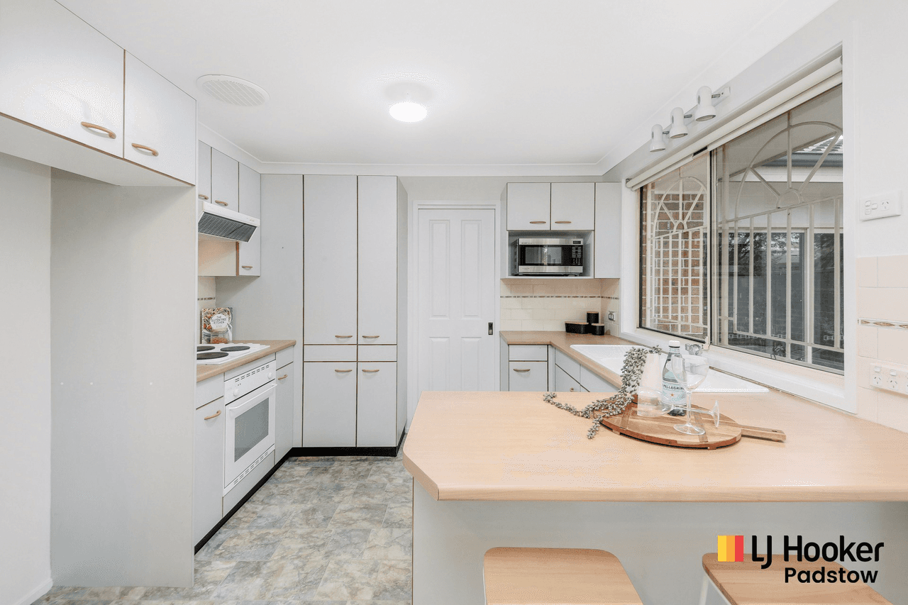 15/26 Parkview Avenue, PICNIC POINT, NSW 2213