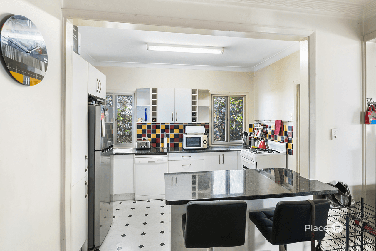 33 Pockley Street, Morningside, QLD 4170