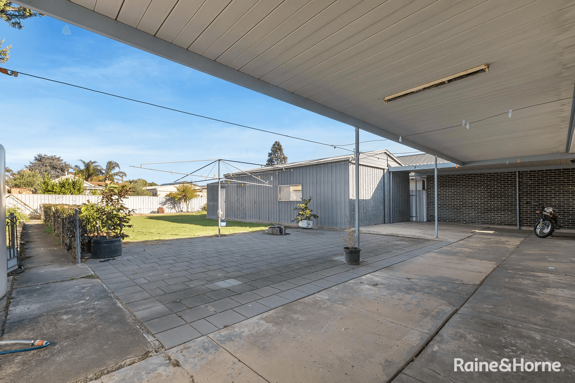 11 Cungena Avenue, PARK HOLME, SA 5043