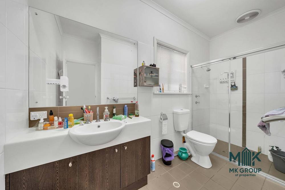 24 Shoalhaven Circuit, Mawson Lakes, SA 5095