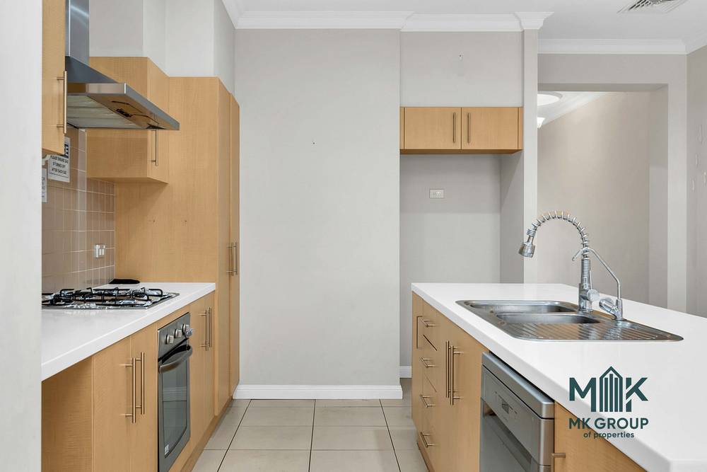 24 Shoalhaven Circuit, Mawson Lakes, SA 5095