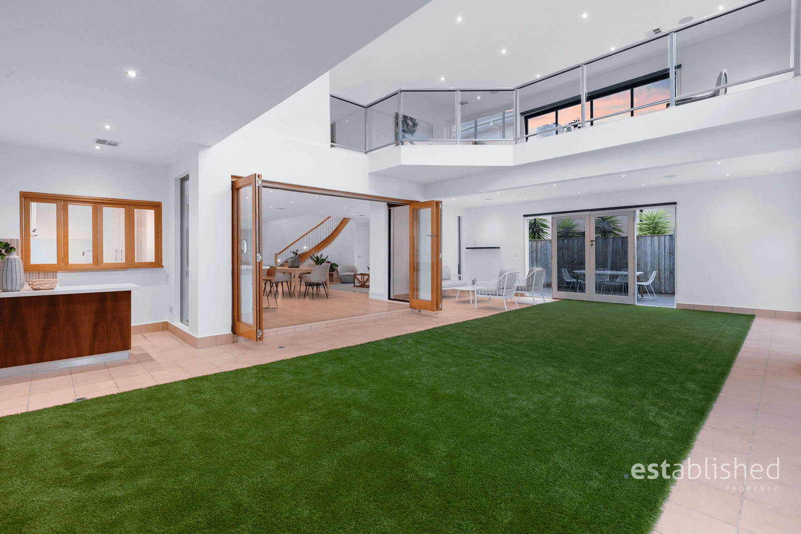 11 Skyward Drive, SANCTUARY LAKES, VIC 3030