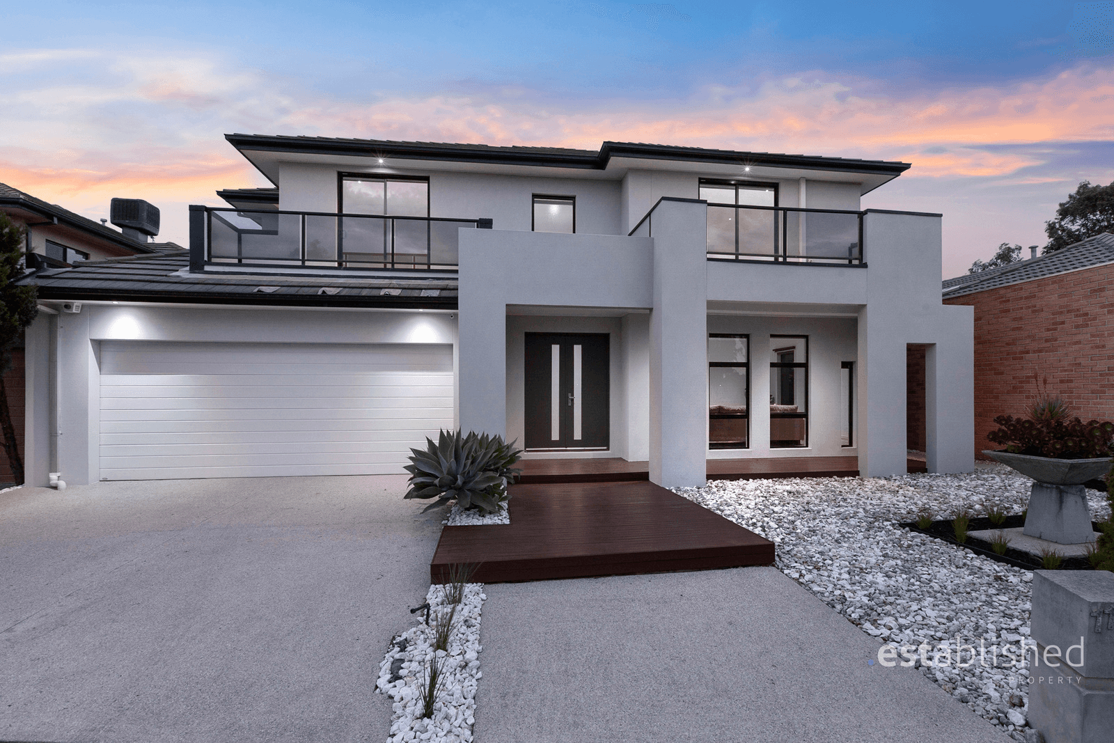 11 Skyward Drive, SANCTUARY LAKES, VIC 3030