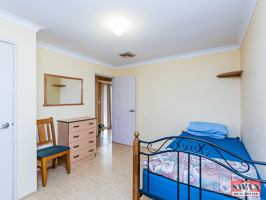 7 Meadowview Dr, Ballajura, WA 6066