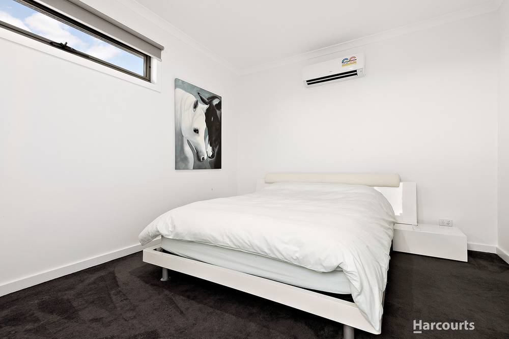 48a Rebecca Street, DOVETON, VIC 3177