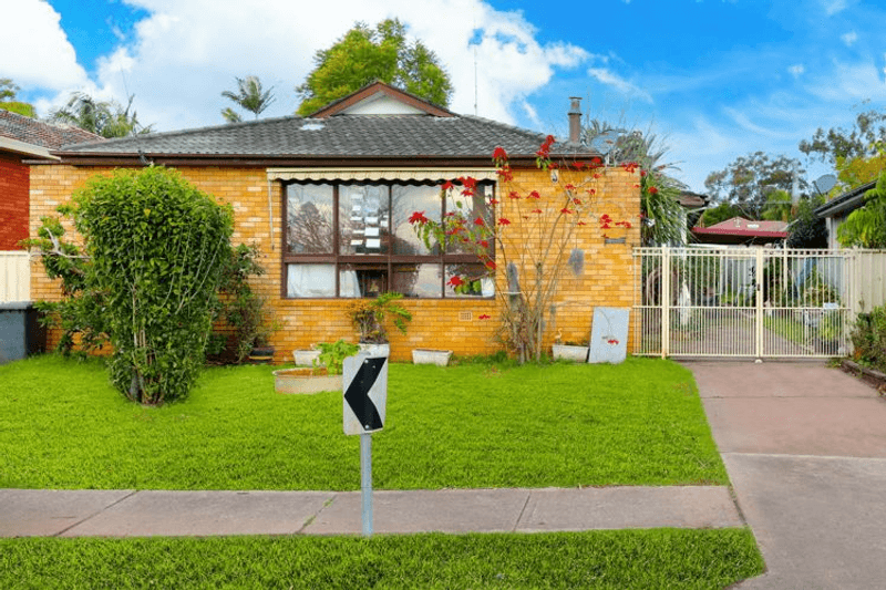 61 George Street, CAMPBELLTOWN, NSW 2560