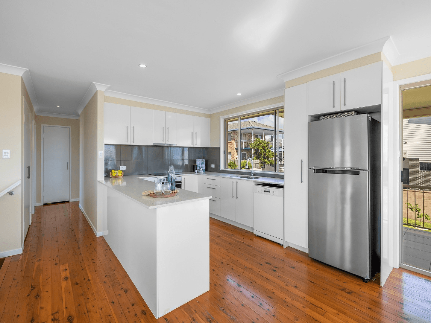 40 Coonowrin Street, BATTERY HILL, QLD 4551