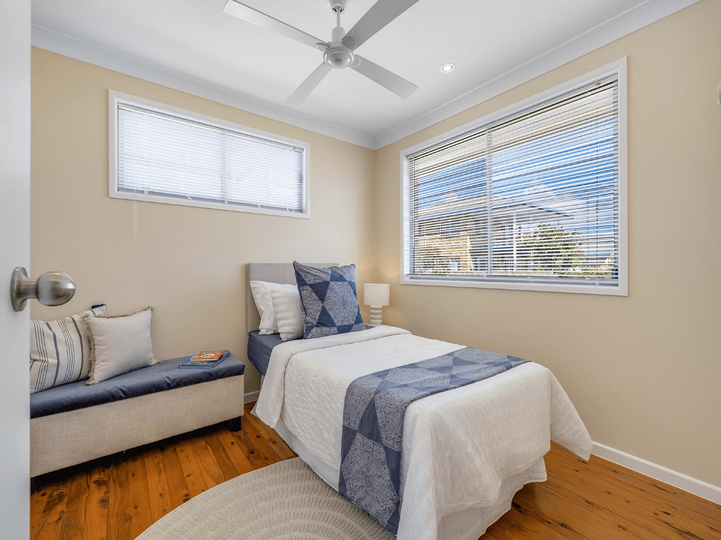 40 Coonowrin Street, BATTERY HILL, QLD 4551