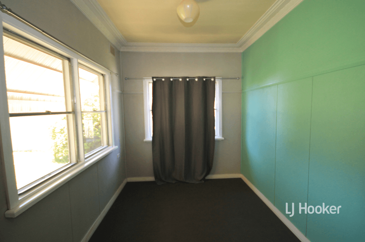 15 Brown Street, INVERELL, NSW 2360