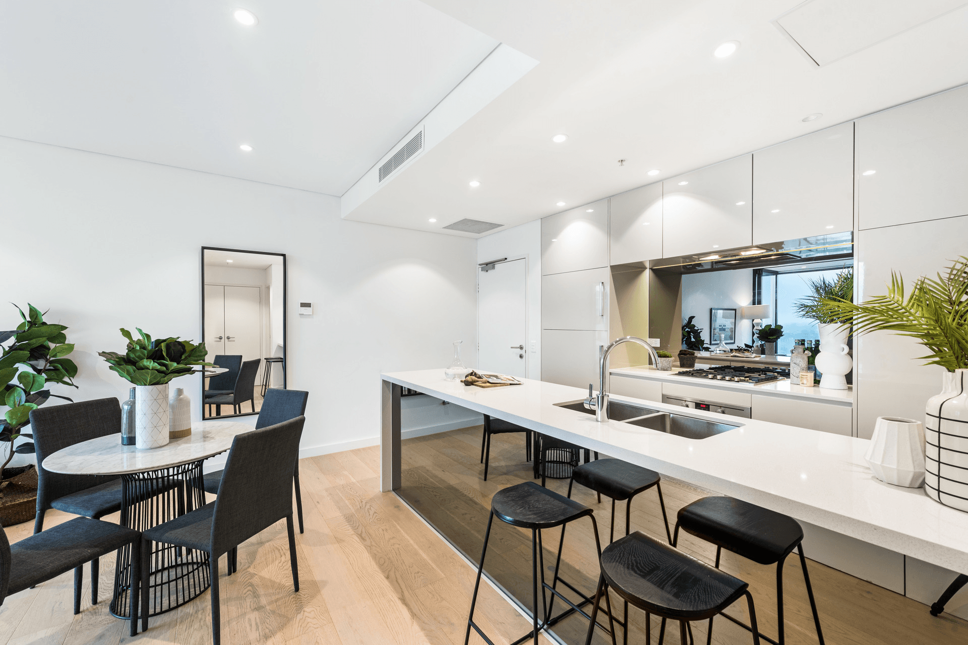 801/10 Atchison Street, St Leonards, NSW 2065