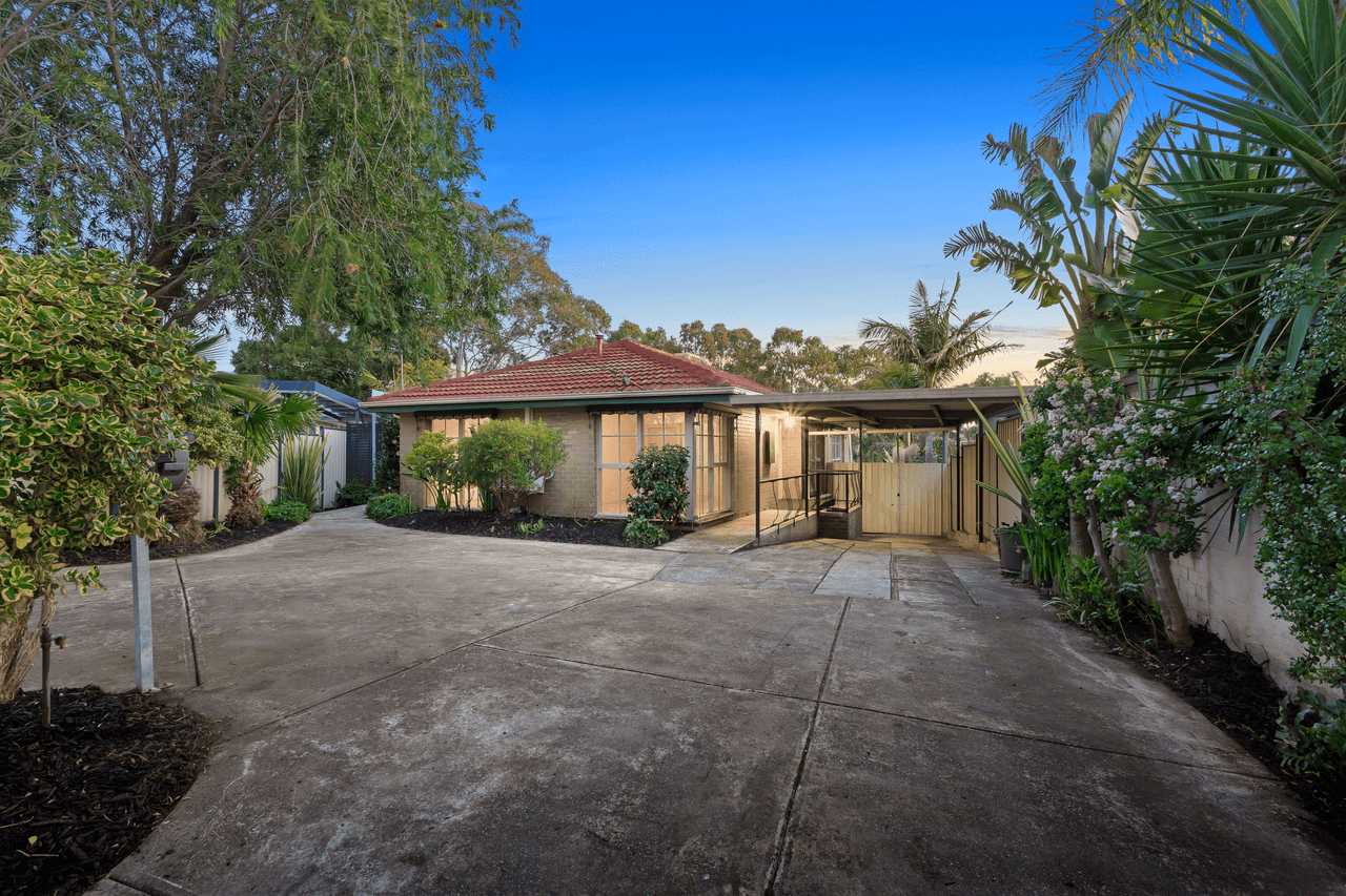 9 Winterton Close, EPPING, VIC 3076