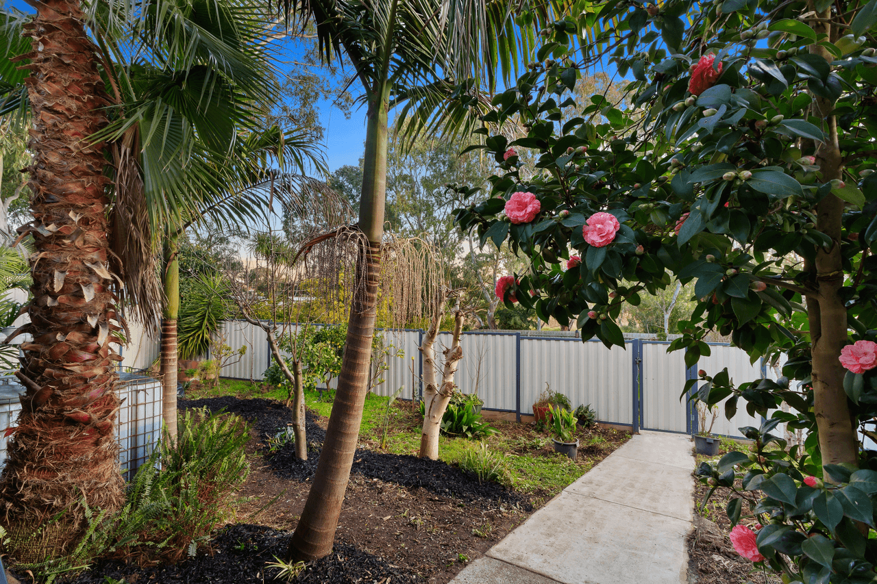 9 Winterton Close, EPPING, VIC 3076