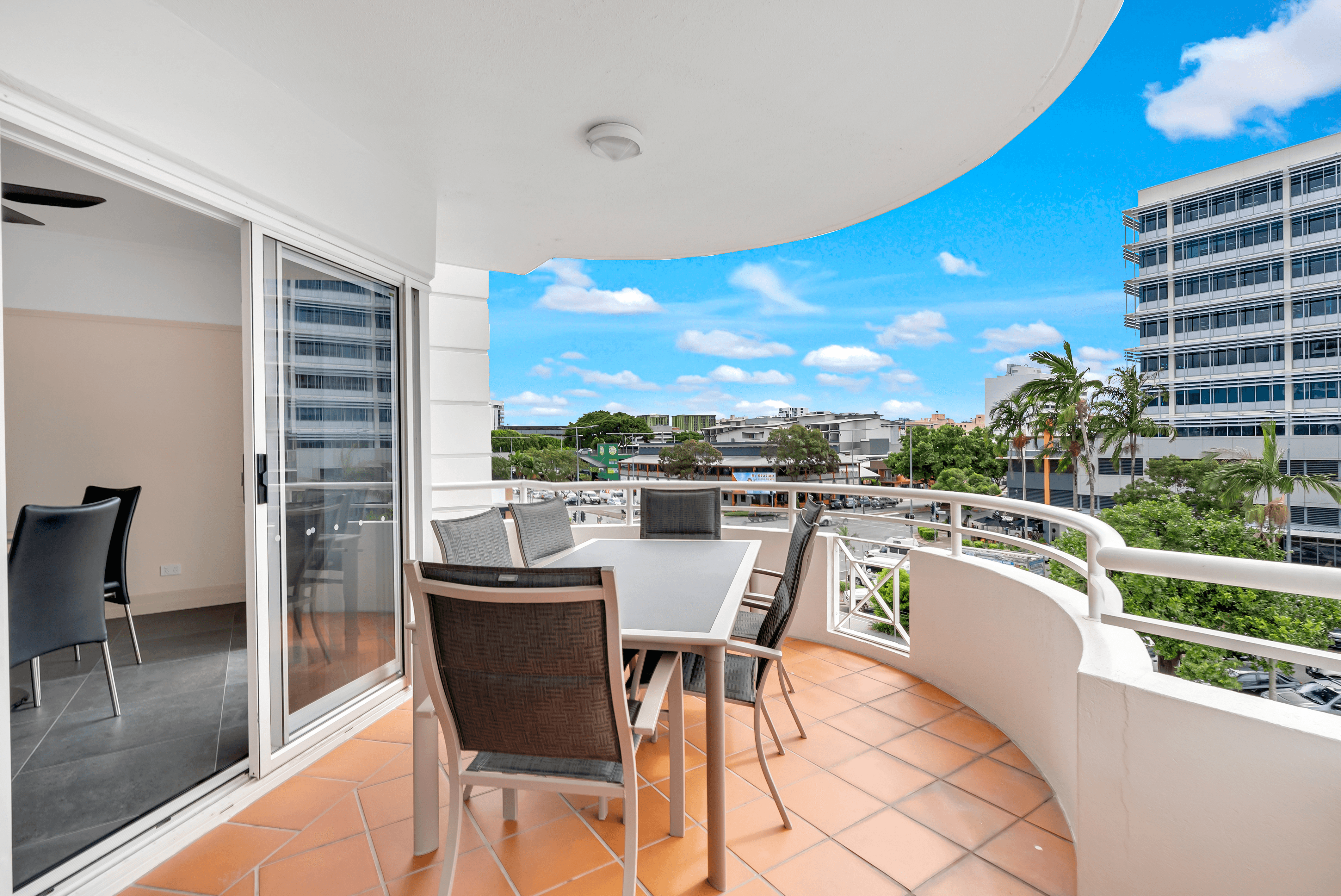 12/73 Spence Street, CAIRNS CITY, QLD 4870