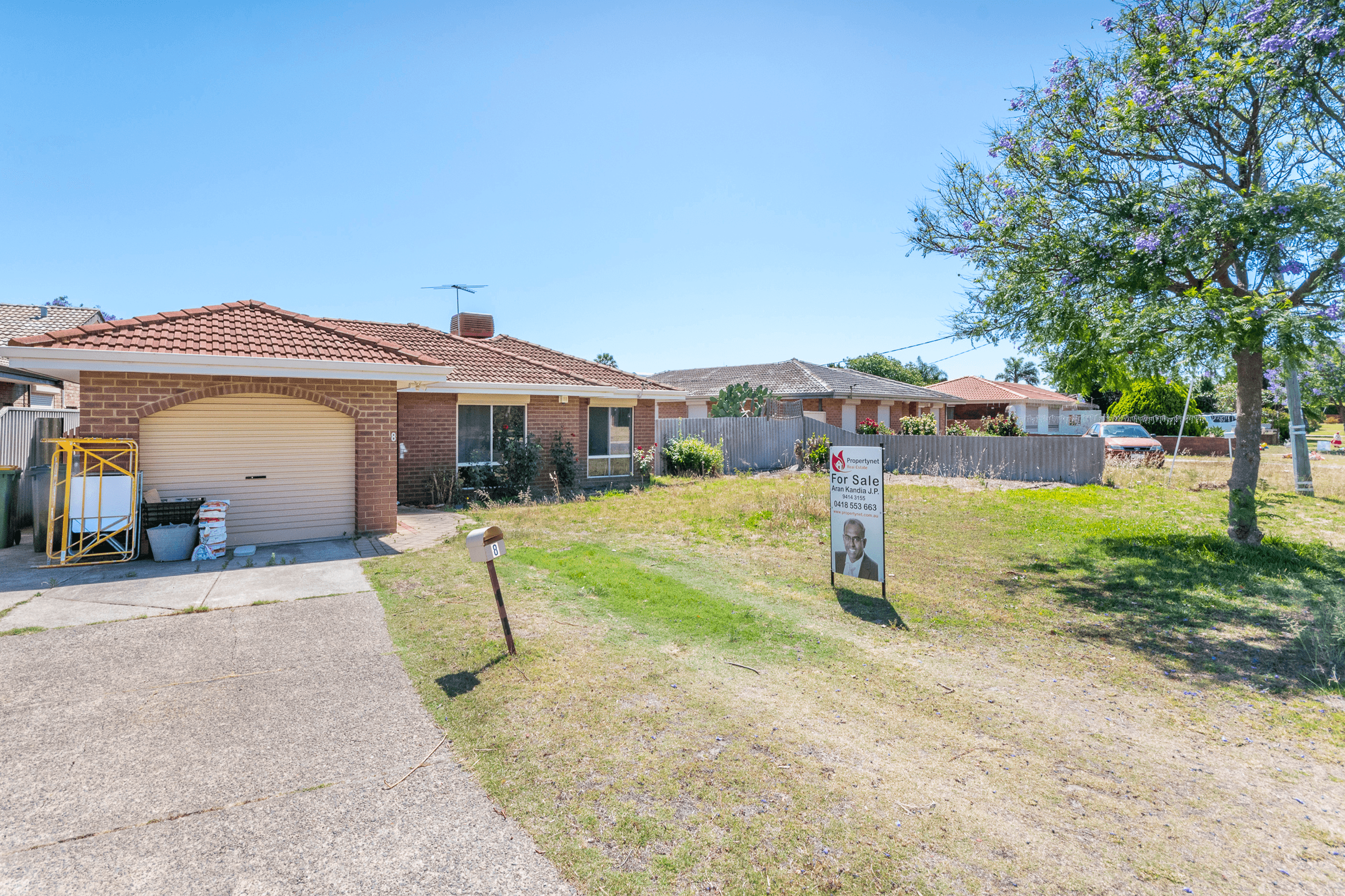 8 Ravenslea Drive, PARKWOOD, WA 6147