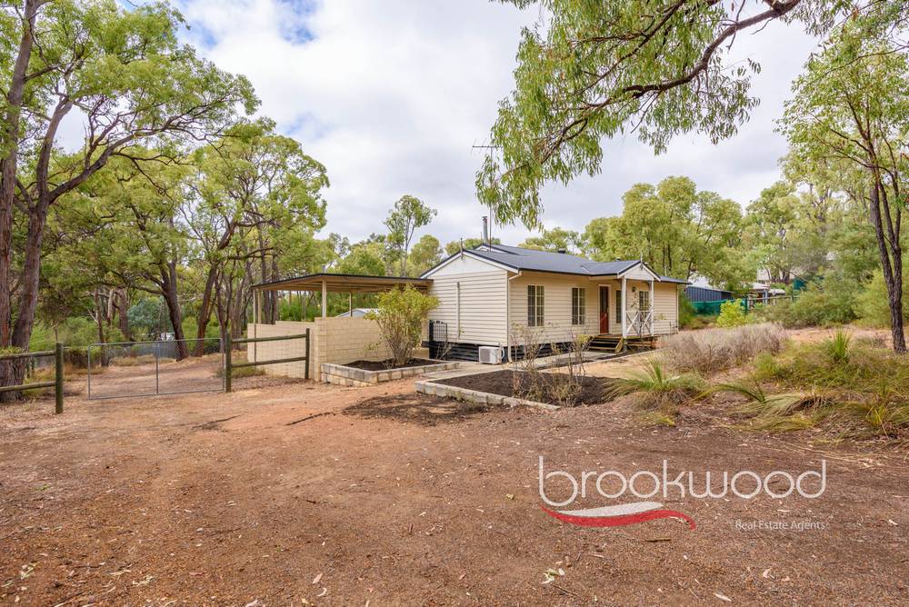 2 Dunham Glen, Wooroloo, WA 6558