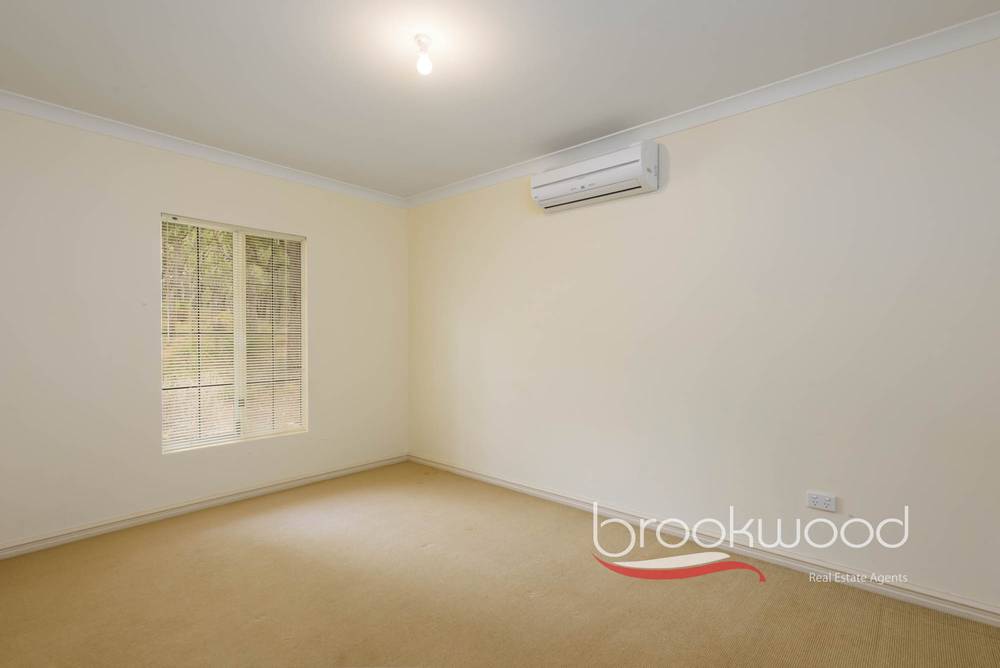 2 Dunham Glen, Wooroloo, WA 6558
