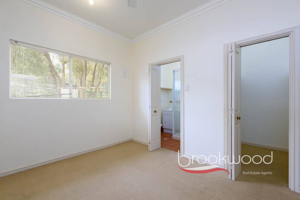 2 Dunham Glen, Wooroloo, WA 6558