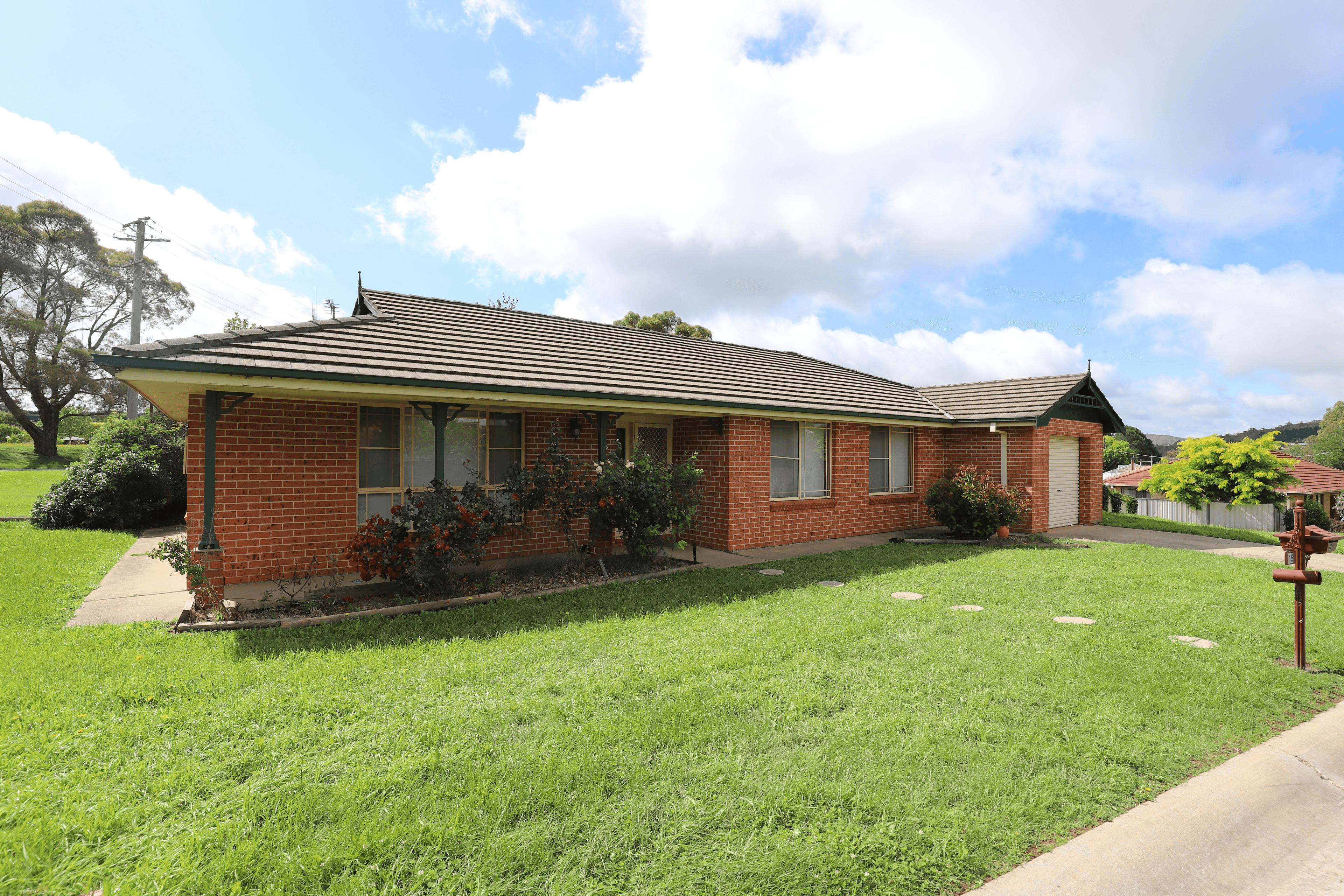 15 Hawkes Drive, Oberon, NSW 2787