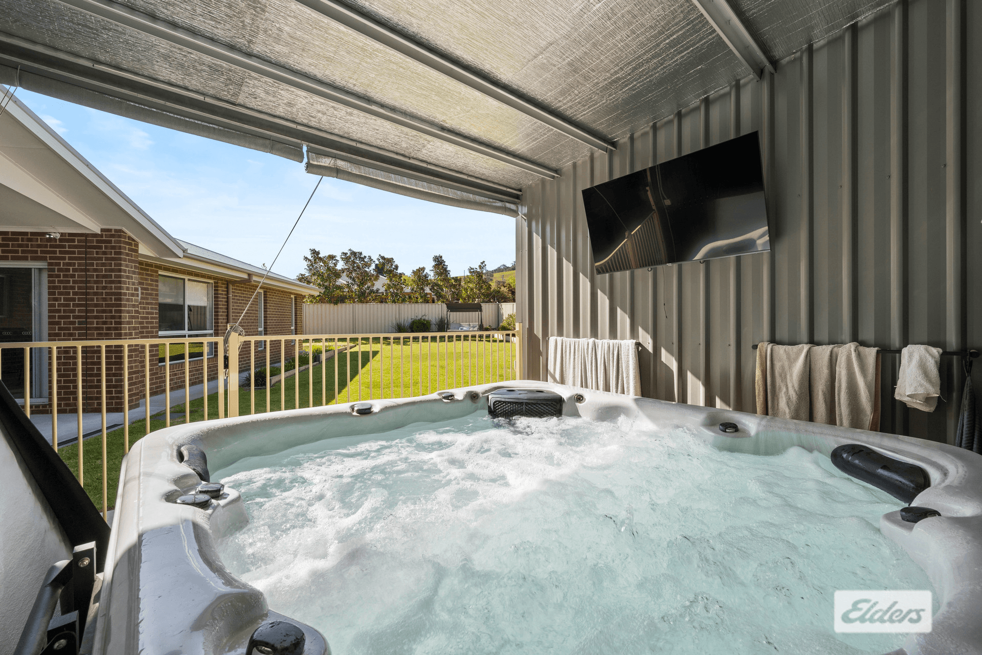 28 Wattlebird Drive, Bandiana, VIC 3691