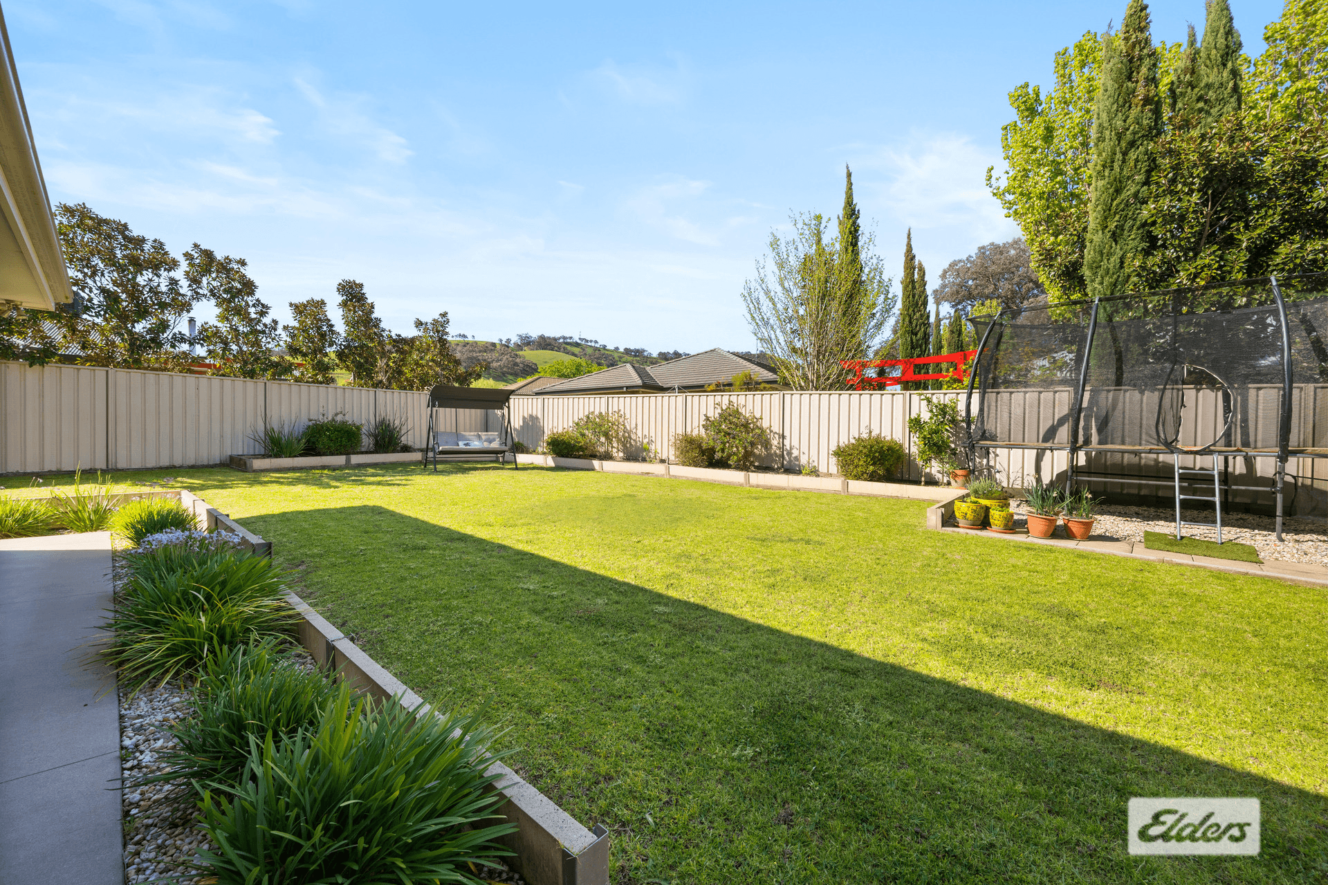 28 Wattlebird Drive, Bandiana, VIC 3691