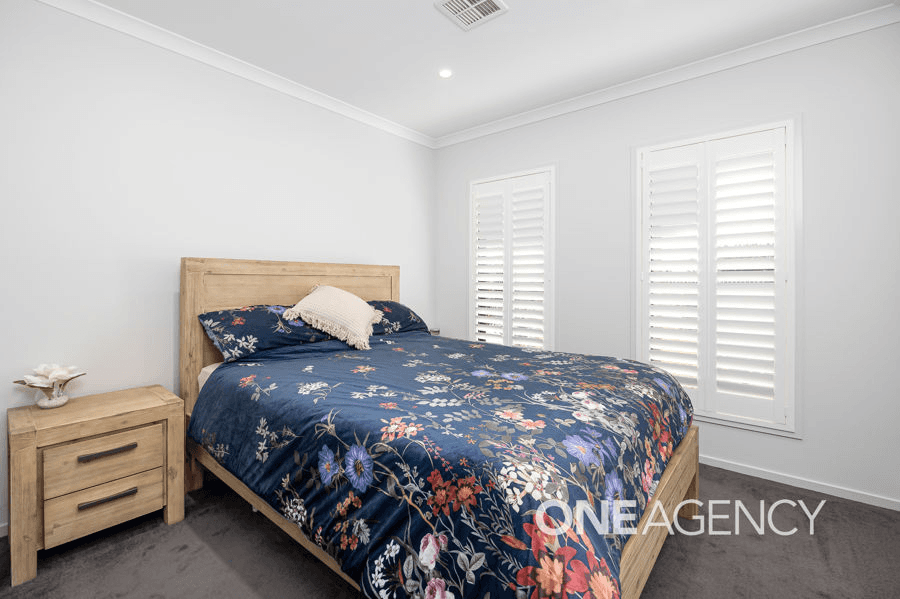 11 BENEDICT AVENUE, SAN ISIDORE, NSW 2650