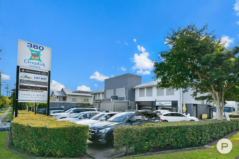 1/2 Goring Street, Coorparoo, QLD 4151