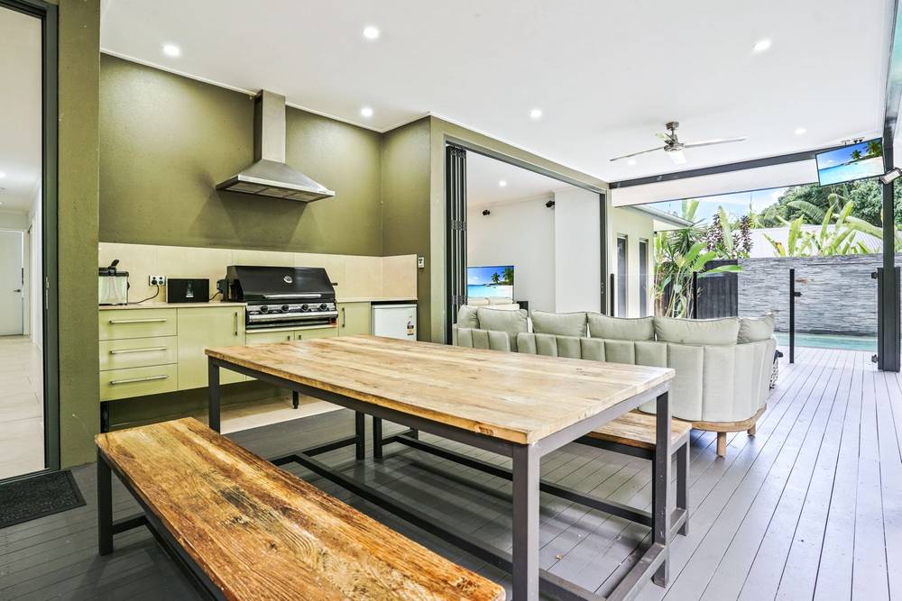 29 Muller Street, Palm Cove, QLD 4879