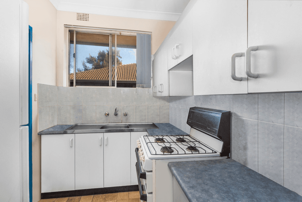 10/41 Castlereagh Street, LIVERPOOL, NSW 2170