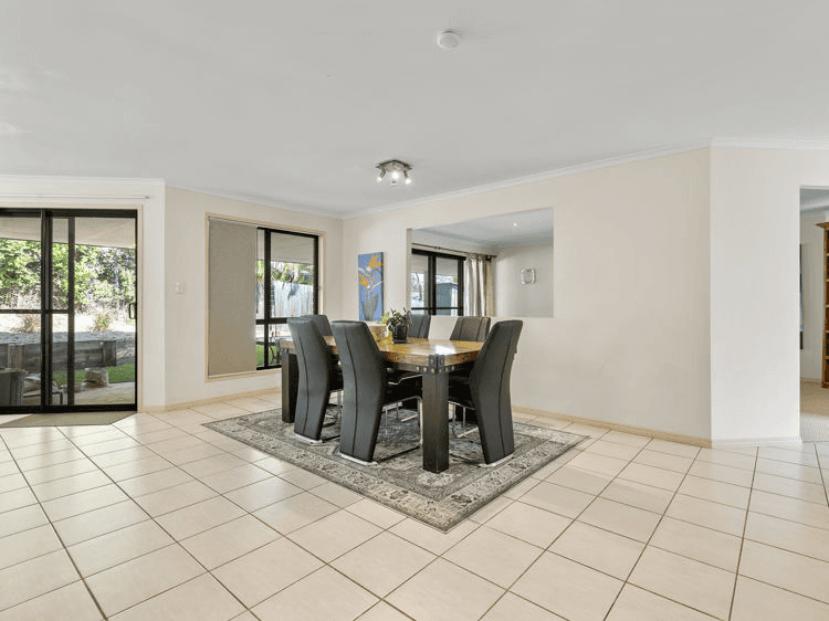 12  Turnberry Court, NAMBOUR, QLD 4560