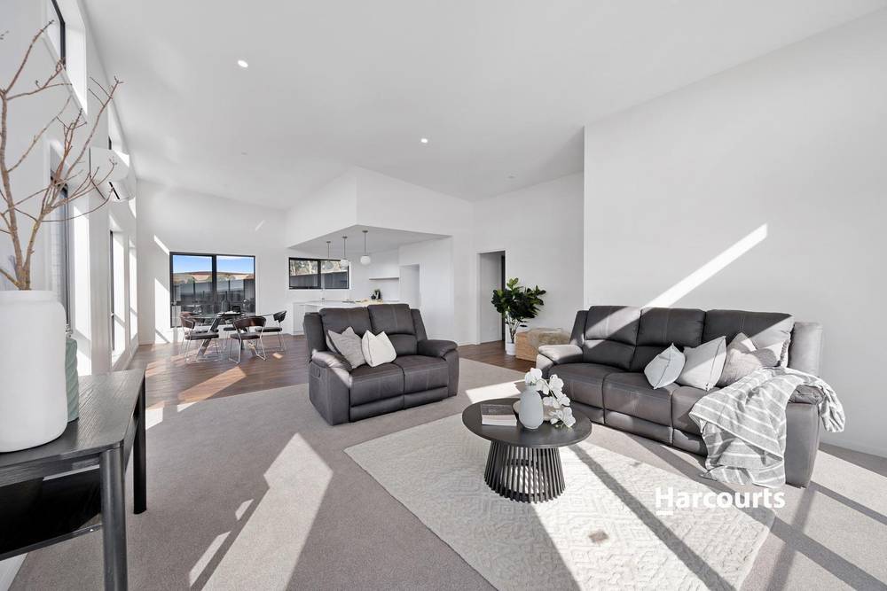 2/176 Trevor Street, ULVERSTONE, TAS 7315
