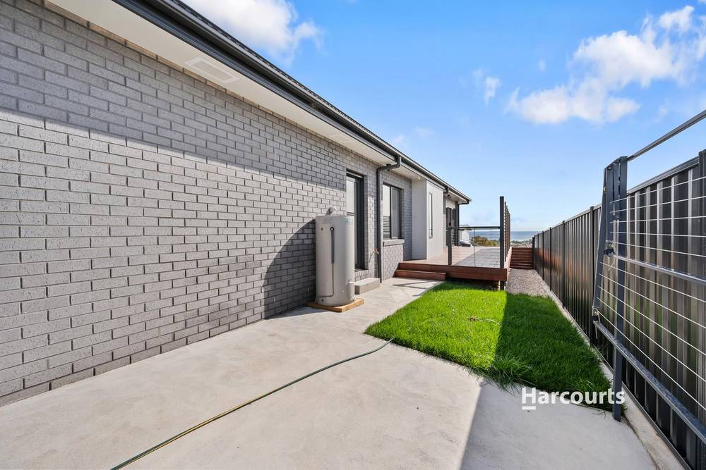 2/176 Trevor Street, ULVERSTONE, TAS 7315