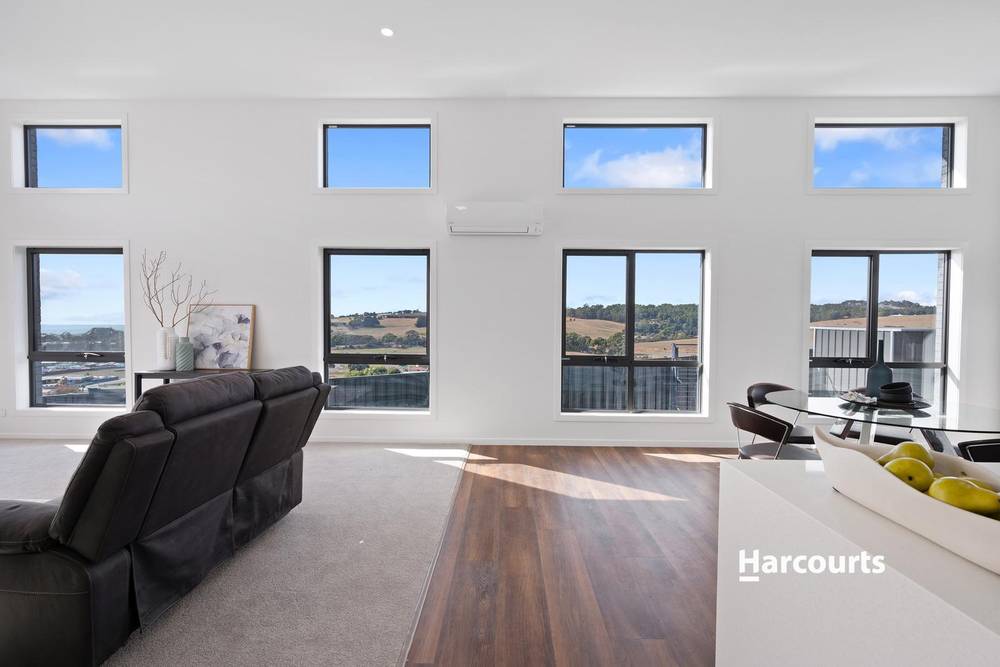 2/176 Trevor Street, ULVERSTONE, TAS 7315