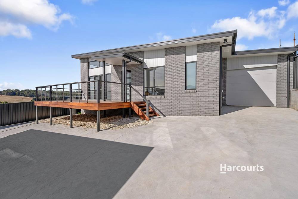 2/176 Trevor Street, ULVERSTONE, TAS 7315