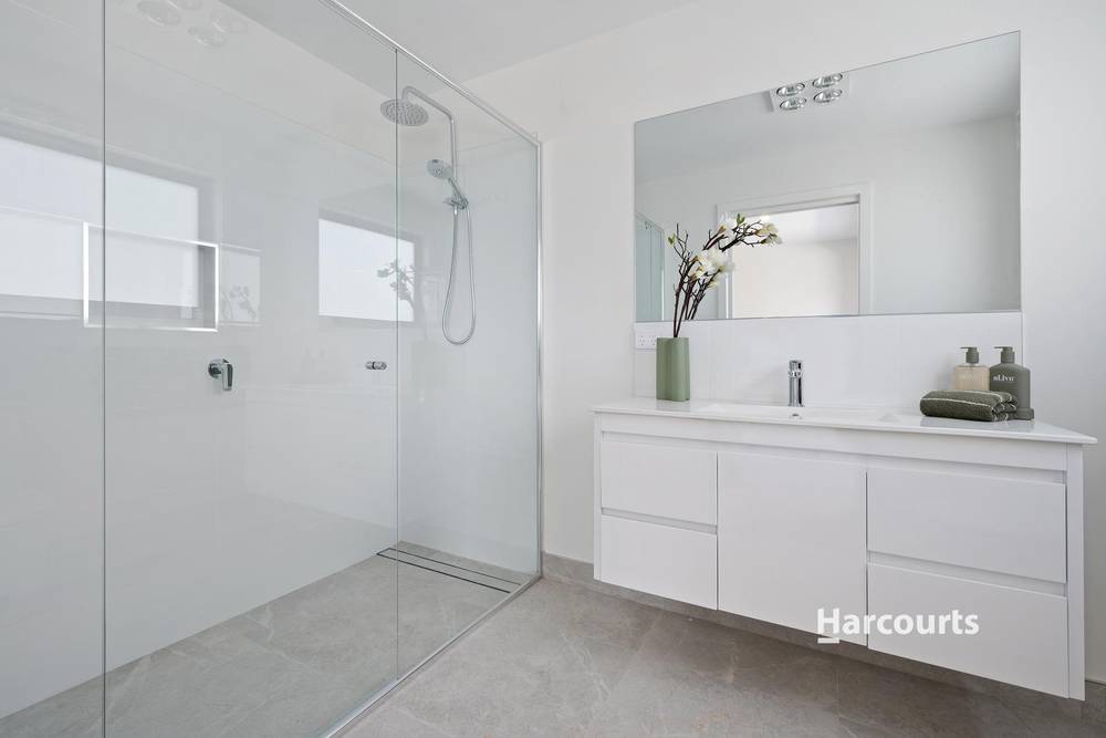 2/176 Trevor Street, ULVERSTONE, TAS 7315