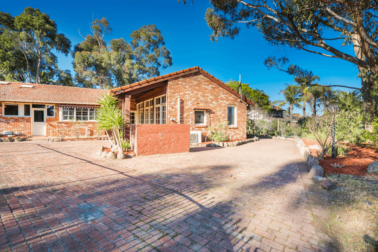 6 Queensferry Place, GREENVALE, VIC 3059